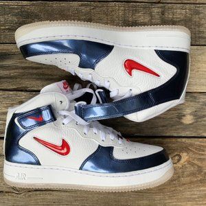 NIKE AIR FORCE 1 Mid QS